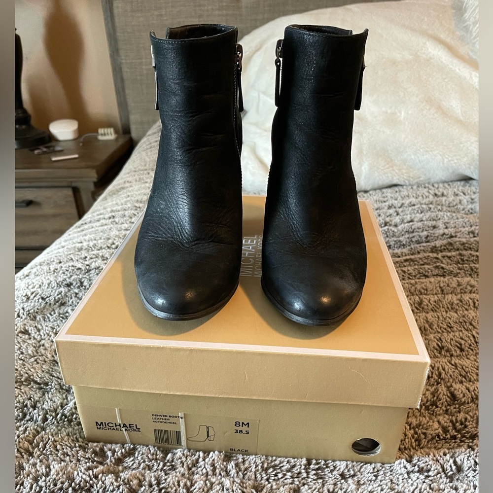 Michael Kors Denver Bootie black leather